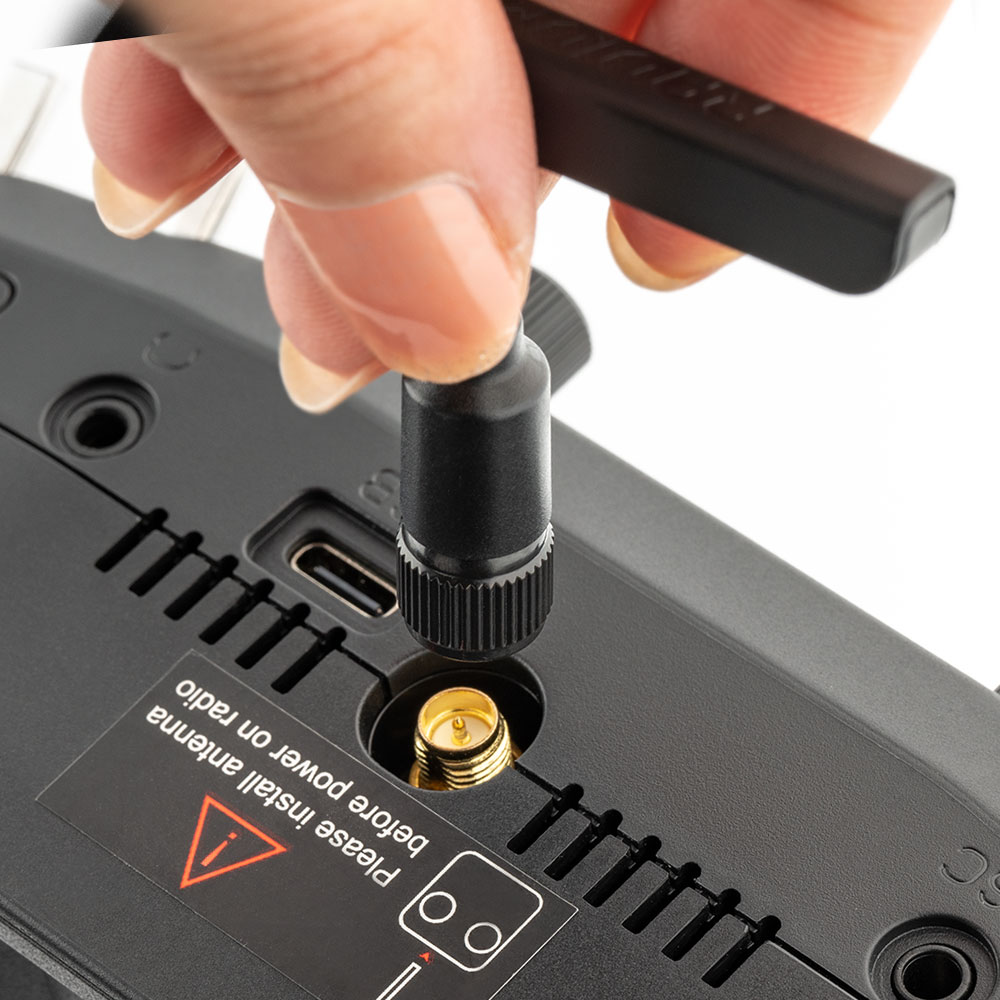 RadioMaster Boxer Radio Contro - огляд і ціна Radiomaster Pocket Elrs M2